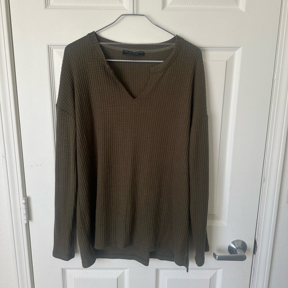 SOCIAL STANDARD BY Sanctuary. Olive Green Top.